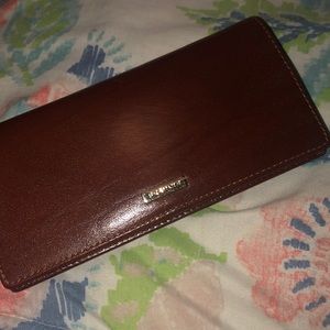 Brahmin wallet still in excellent condition